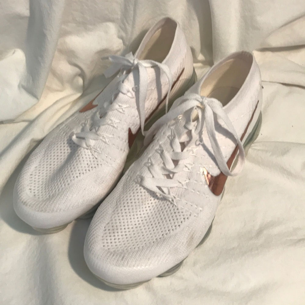 Nike VaporMax Women’s sneakers